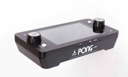 Descubre la nueva consola portátil Atari Mini Pong Jr.