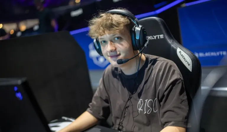 De gamer escolar a millonario adolescente: la historia de Rezon y el lado oculto del éxito