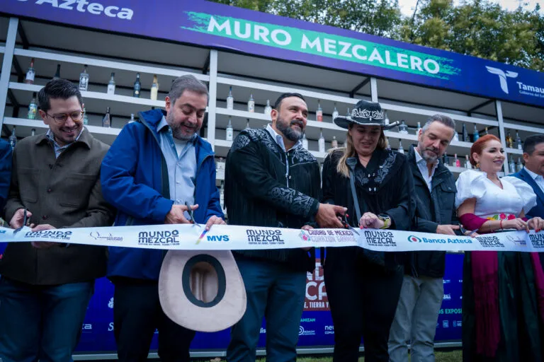 Mundo Mezcal y Banco Azteca promueven sustentabilidad y consumo responsable
